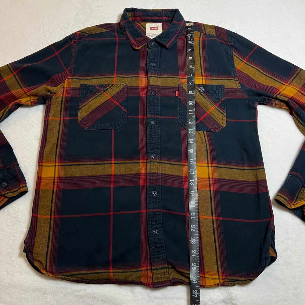 Levi's Men's Plaid Flannel Button Up Shirt Size M Hipster Layers Skater Cotton - Picture 8 of 10